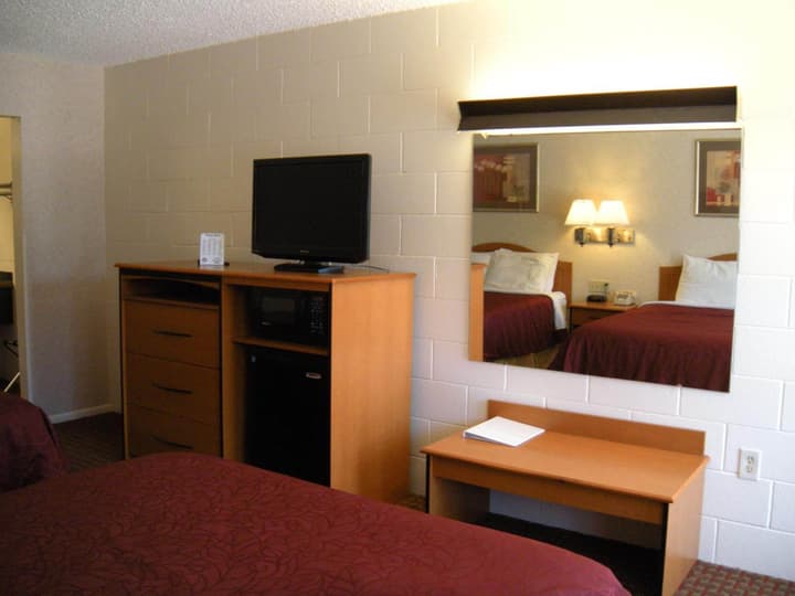 Motel West
