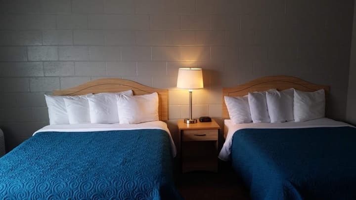 Motel West