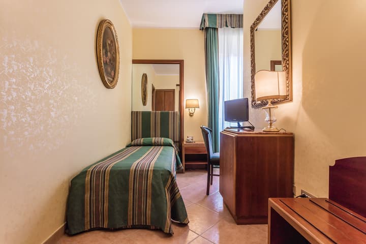 Raeli Hotel Floridia