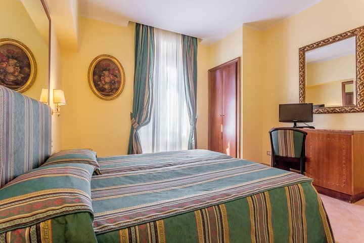 Raeli Hotel Floridia