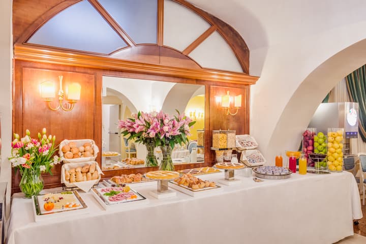 Raeli Hotel Floridia