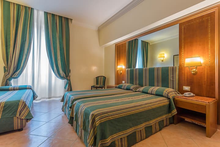 Raeli Hotel Floridia