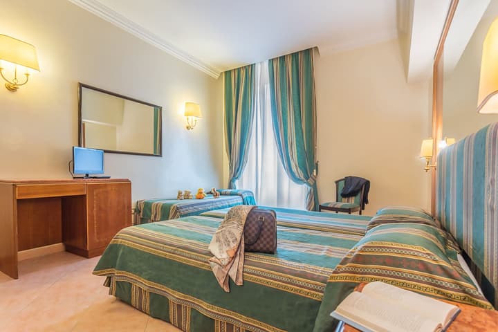 Raeli Hotel Floridia