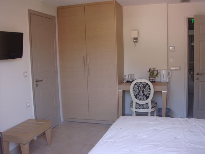 Dali Luxury Rooms