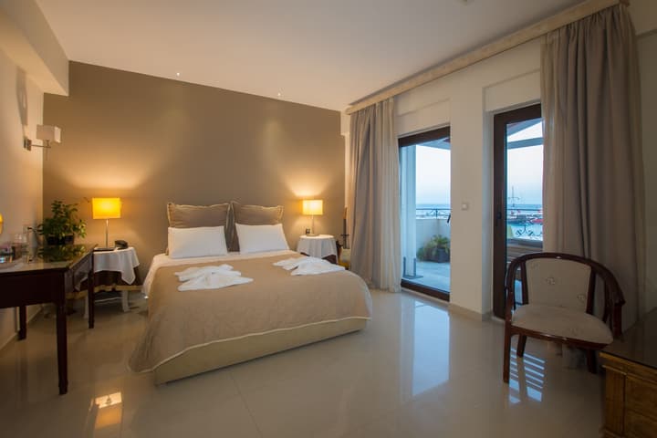 Dali Luxury Rooms