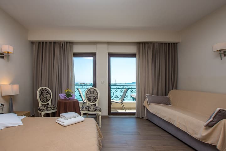 Dali Luxury Rooms