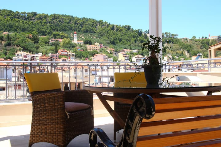 Dali Luxury Rooms