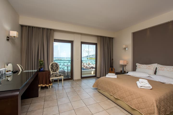 Dali Luxury Rooms