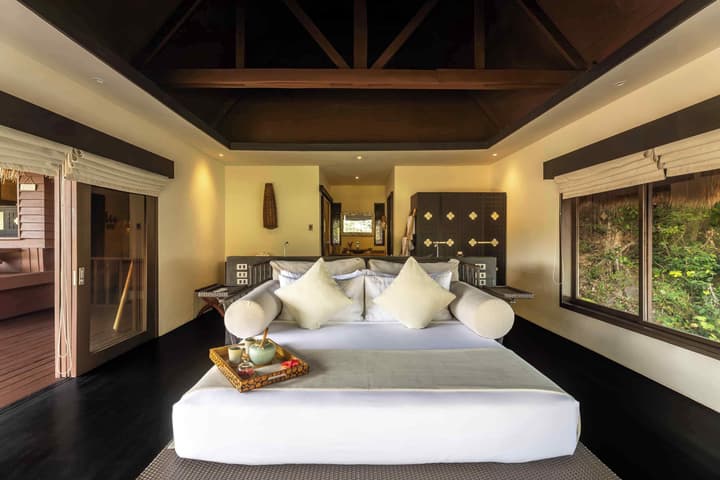 Cauayan Boutique Private Island