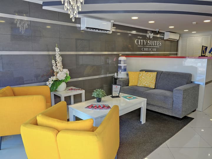 Majestic City Suites & Beach Hotel
