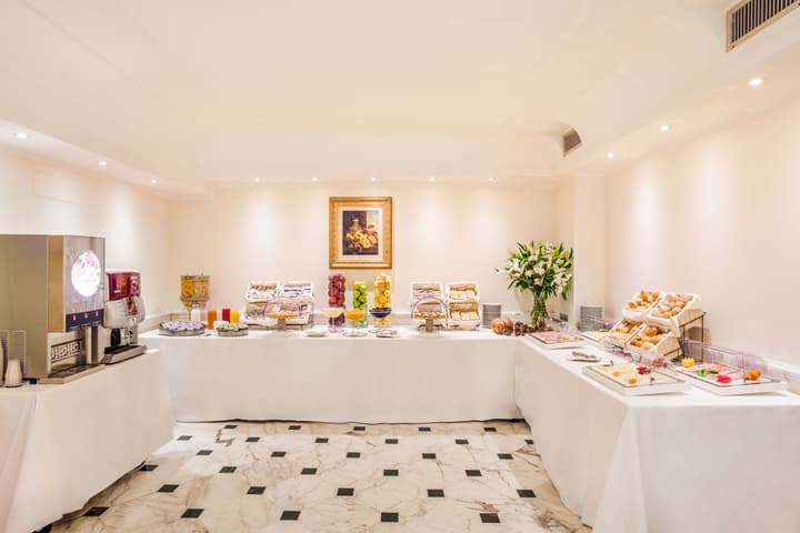 Raeli Hotel Noto