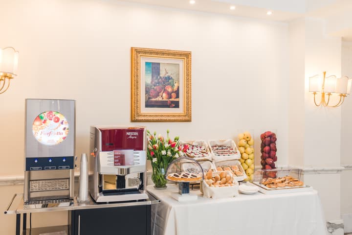 Raeli Hotel Noto