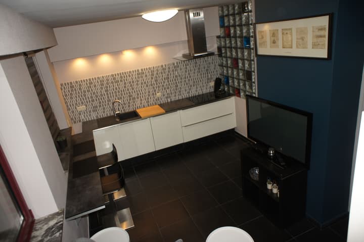 J and R Brussels City Apartment