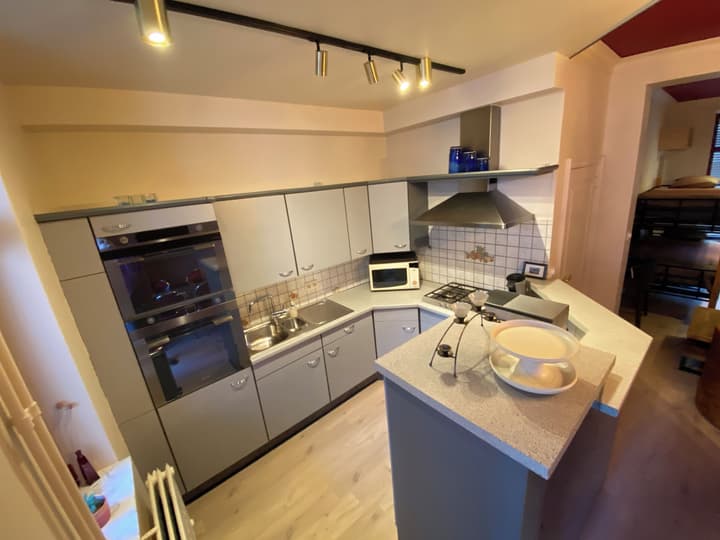 J and R Brussels City Apartment