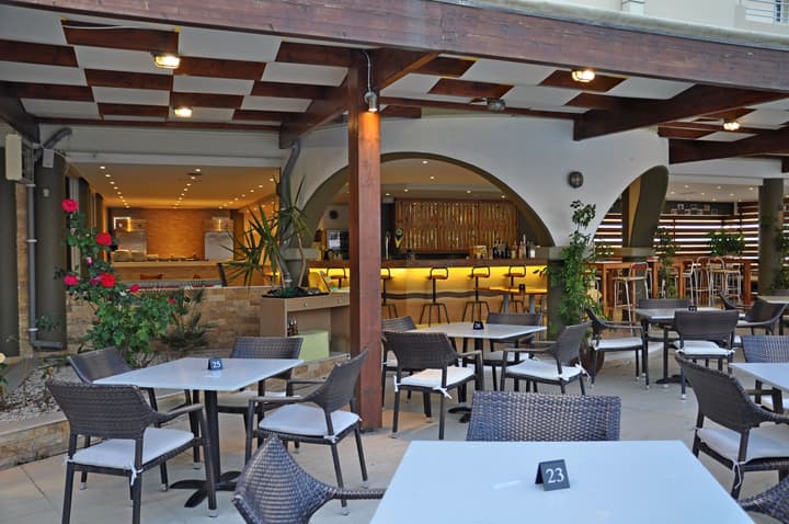 Sea Melody Beach Hotel & Apartments