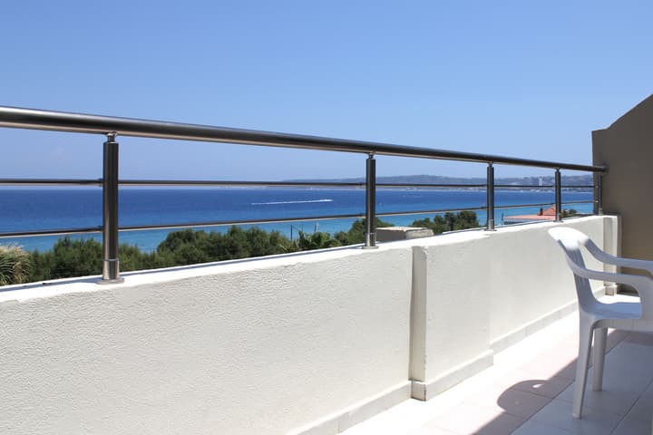 Sea Melody Beach Hotel & Apartments