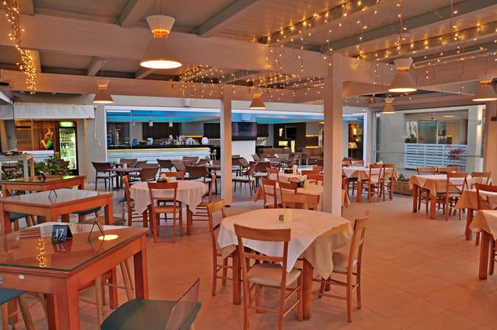 Sea Melody Beach Hotel & Apartments