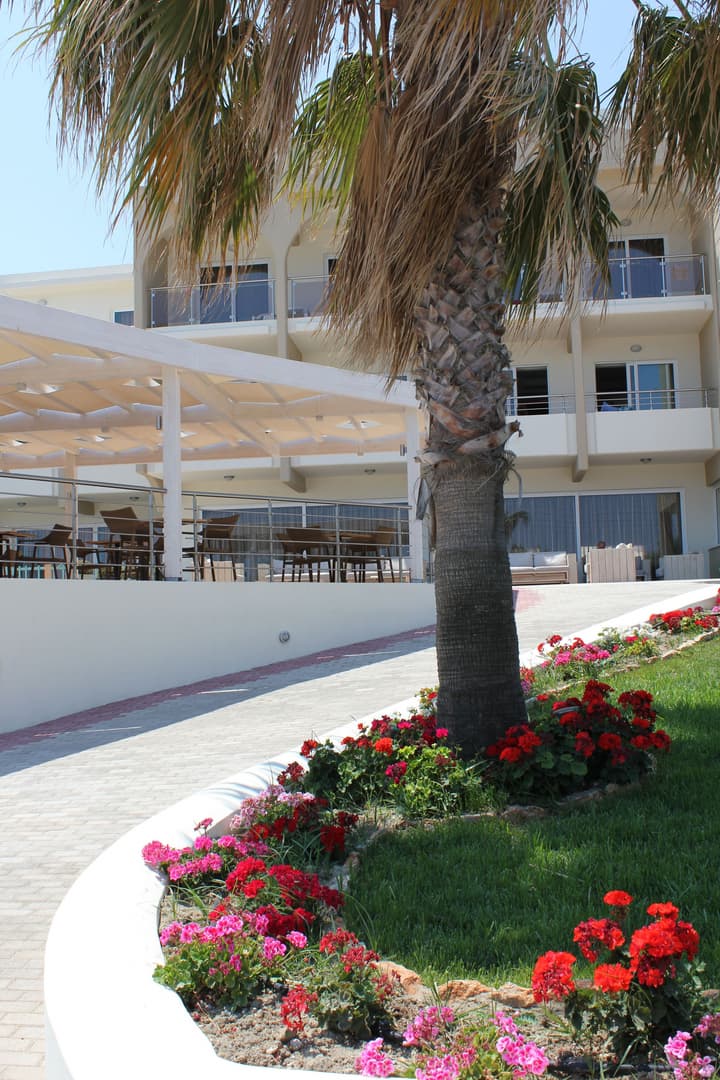 Sea Melody Beach Hotel & Apartments