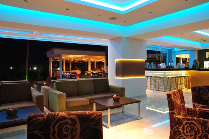 Sea Melody Beach Hotel & Apartments