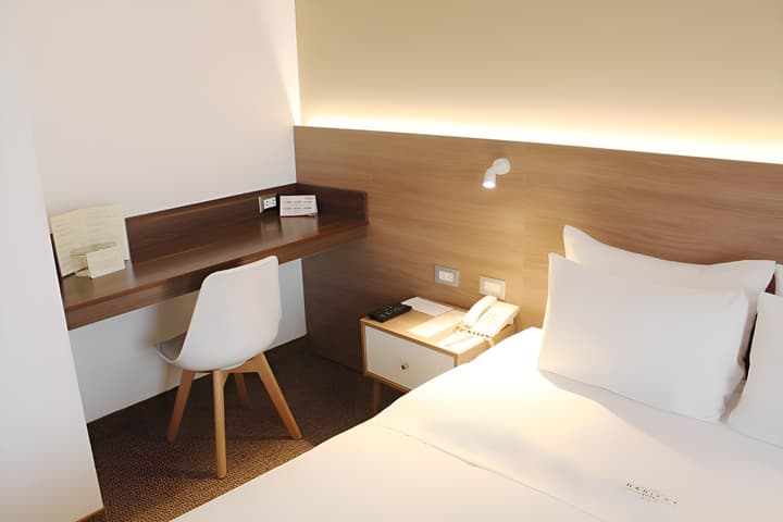 Habitat Hotel