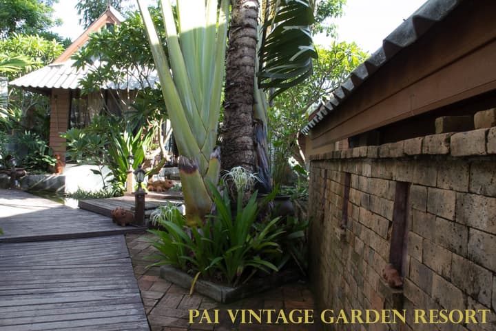 Pai Vintage Garden Resort
