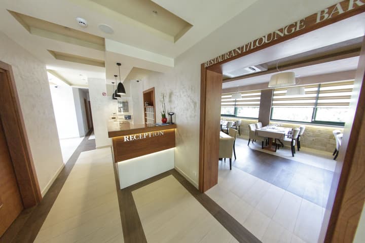 Porto In Hotel