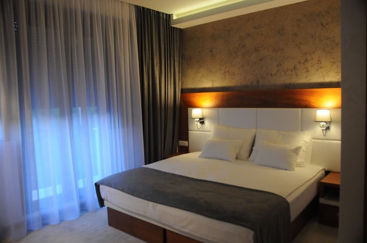 Porto In Hotel