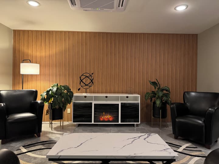 Anchor Inn & Suites, BW Signature Collection