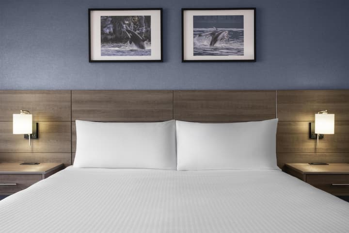 Anchor Inn & Suites, BW Signature Collection