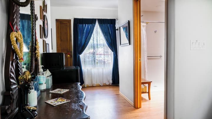 Red Horse Bed and Breakfast