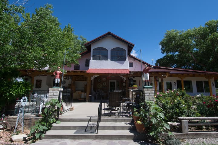 Red Horse Bed and Breakfast