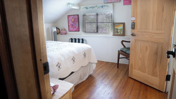 Red Horse Bed and Breakfast