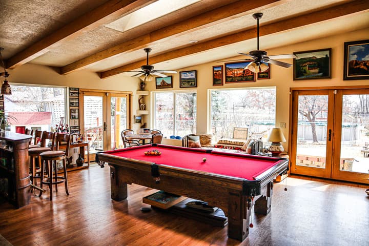 Red Horse Bed and Breakfast