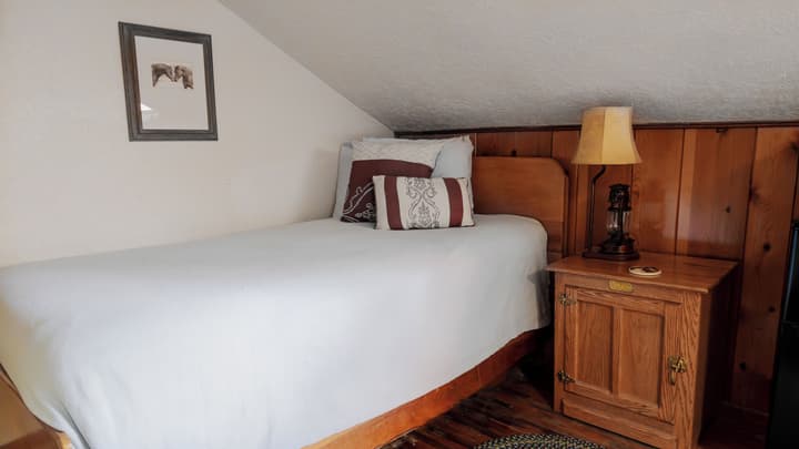 Red Horse Bed and Breakfast