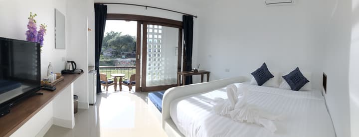 Canary Guesthouse