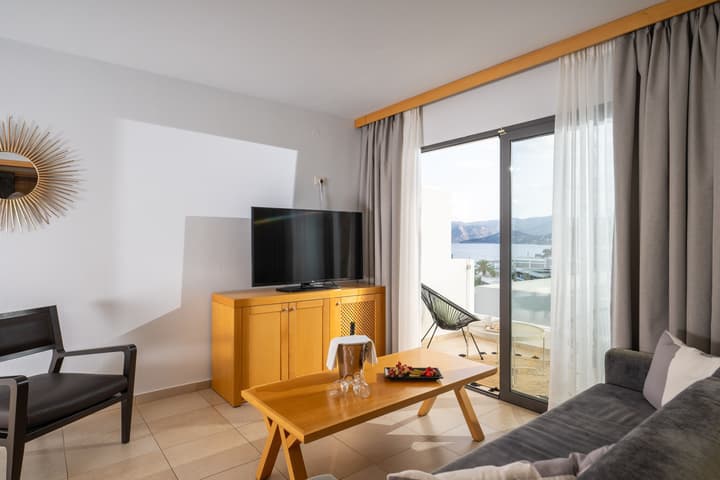 Ariadne Beach - Adults Only
