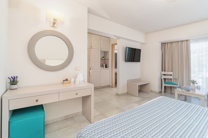 Ariadne Beach - Adults Only