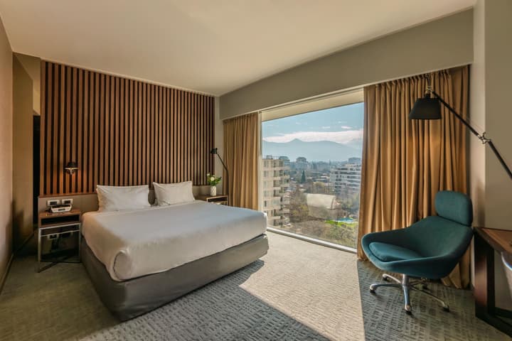DoubleTree by Hilton Santiago Kennedy