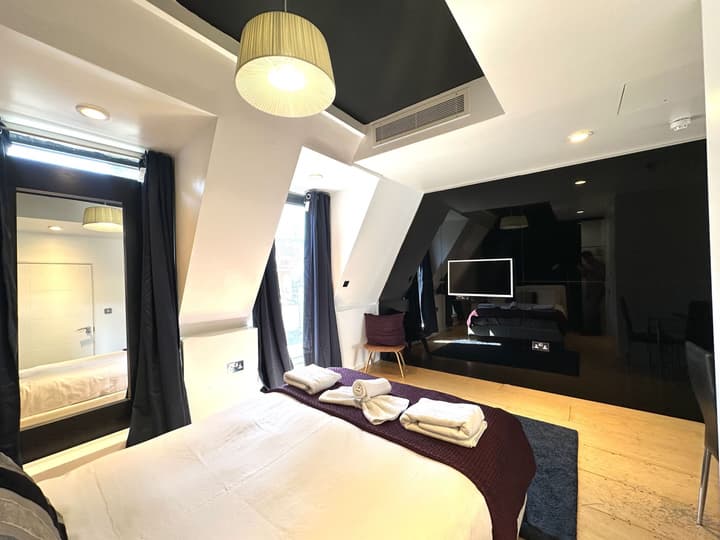 Room Home Stay