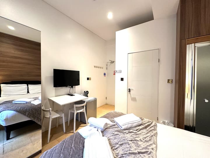 Room Home Stay