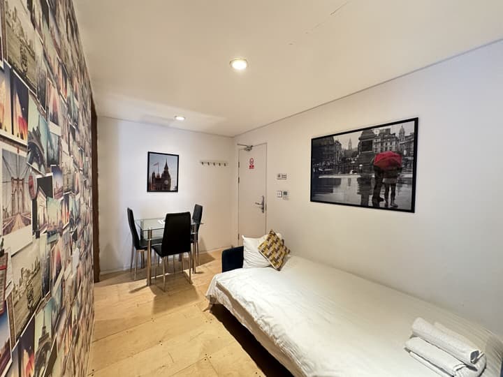 Room Home Stay