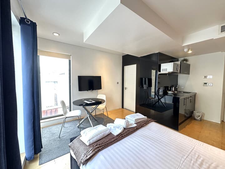Room Home Stay
