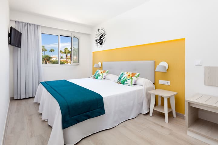 Hotel Tropical Park