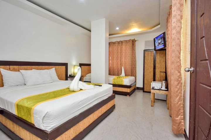 Bamboo Beach Resort