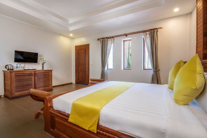 Indra Porak Residence Hotel