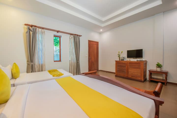 Indra Porak Residence Hotel