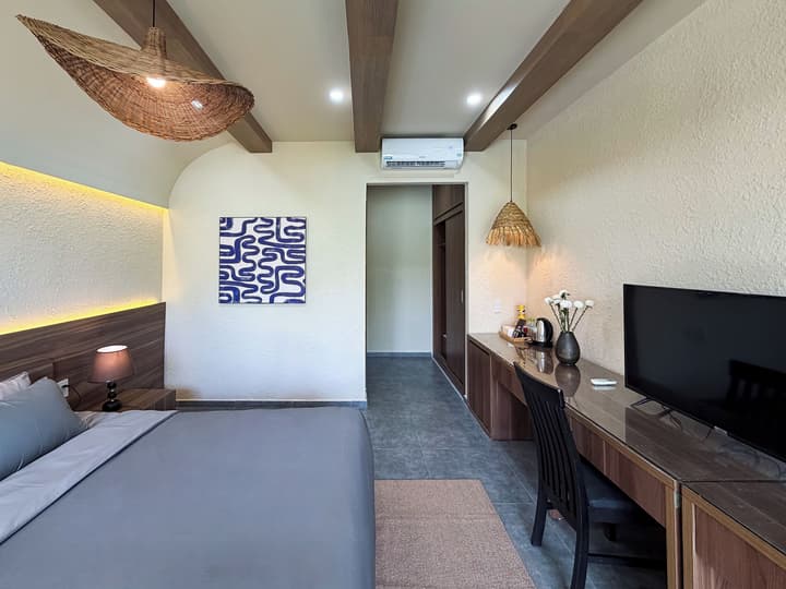 SUNSHINE BEACH RESORT