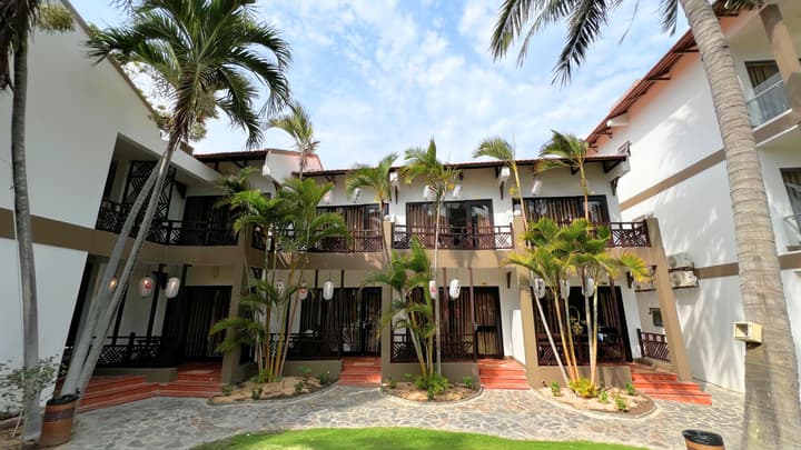 SUNSHINE BEACH RESORT