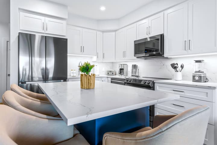 Cayman Luxury Rentals at Coral Bay