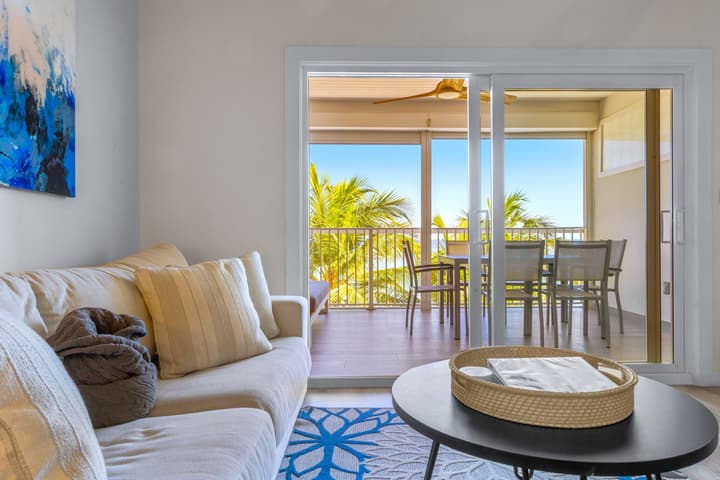 Cayman Luxury Rentals at Coral Bay